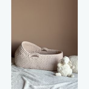 Moseskurv med kalesje til baby