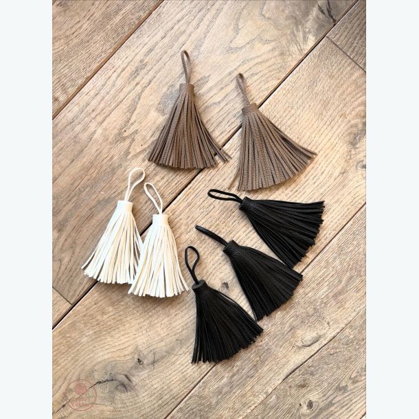 Dusk/Tassel